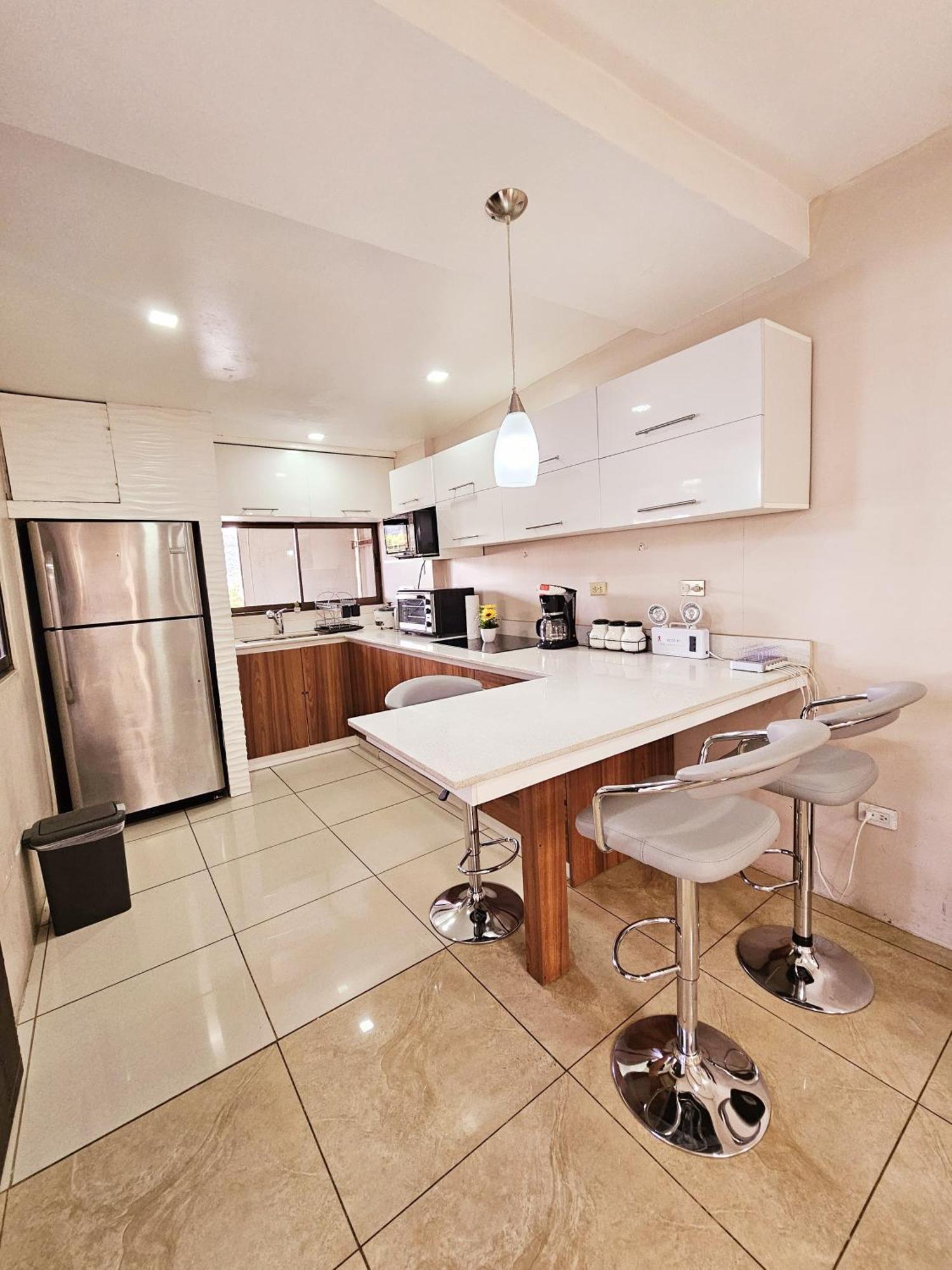 Apartamento Samsay I Картаго Екстериор снимка